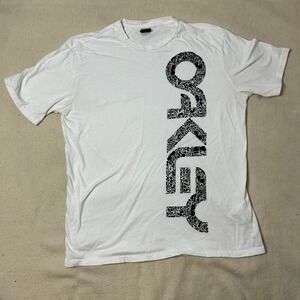White Oakley graphic‎ t-shirt Vertical logo xl